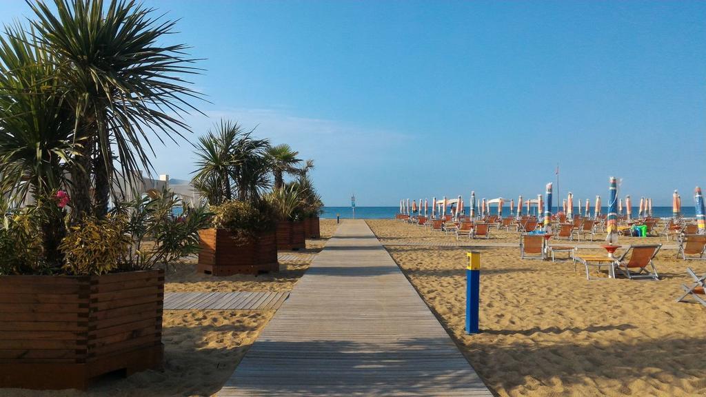 Appartamenti Diana Est Bibione Dış mekan fotoğraf
